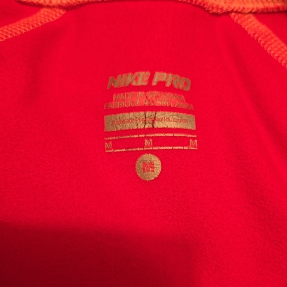 Nike Pro Reddish Orange  Athletic Top M - Picture 2 of 4